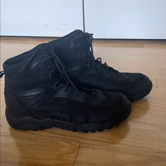 Like a new pair of free soldier, black tactical boots men’s size 11 - Picture 1 of 9